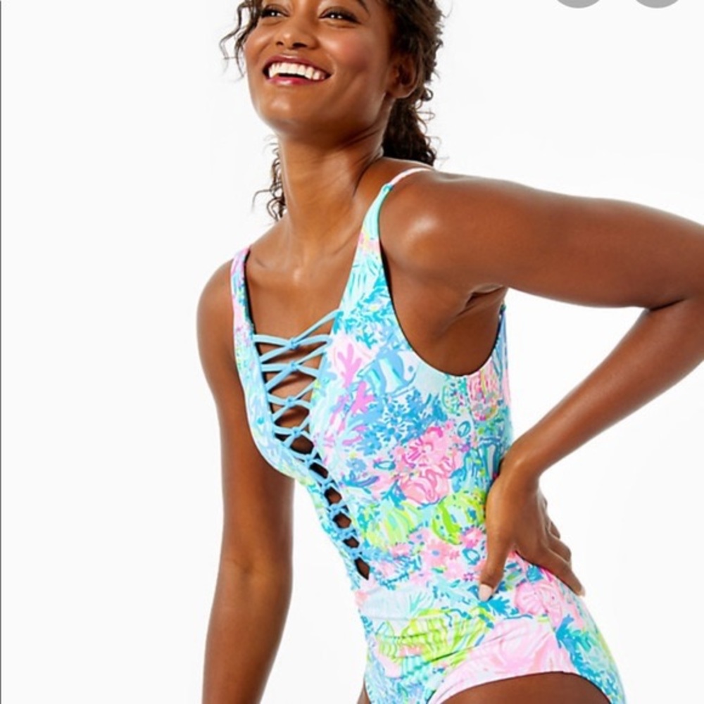 Lilly Pulitzer Lattice One Piece in Fished My Wish Size Small